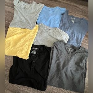 7 men’s Express t-shirts size Large